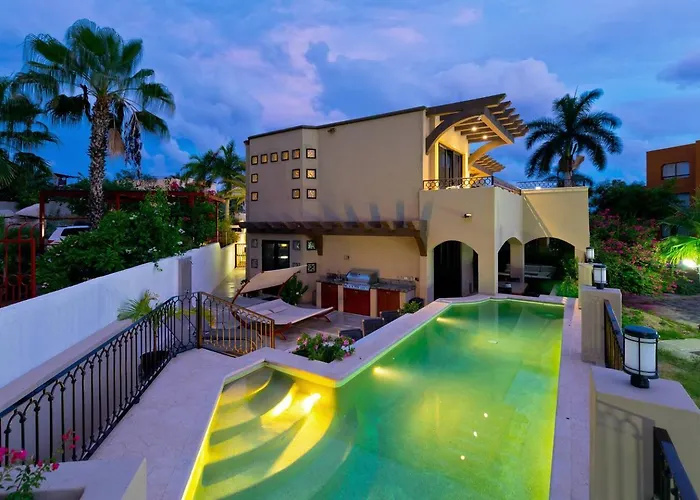 #marbella Lane - Stylish Private With Oceanviews